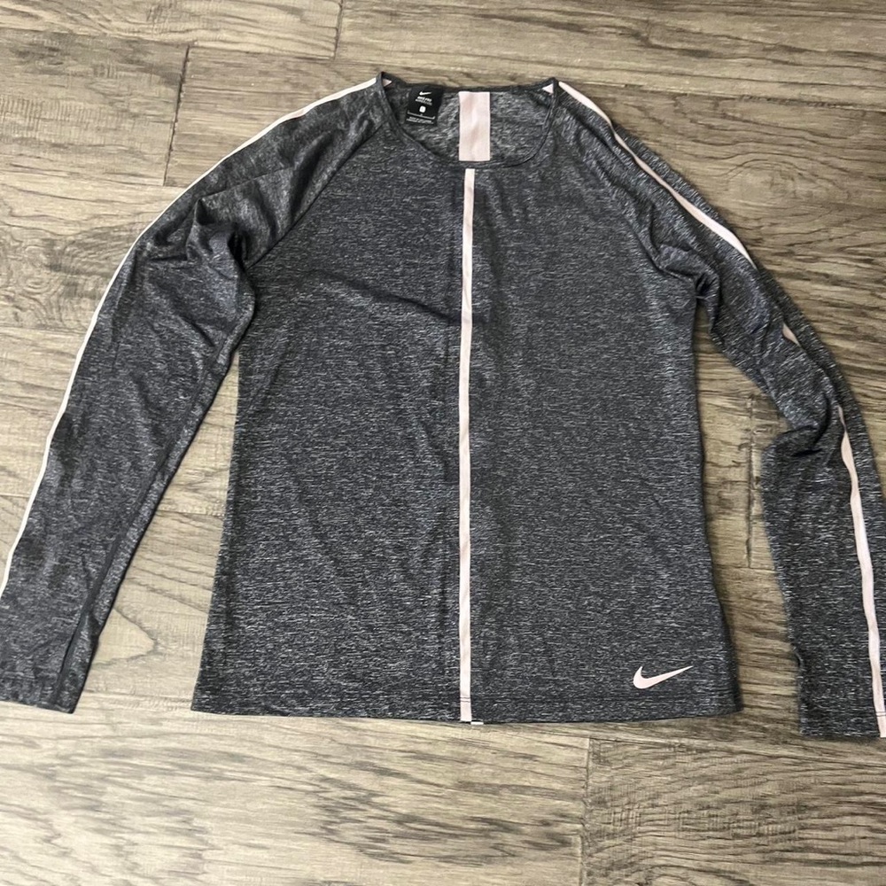 Nike long sleeves dri fit